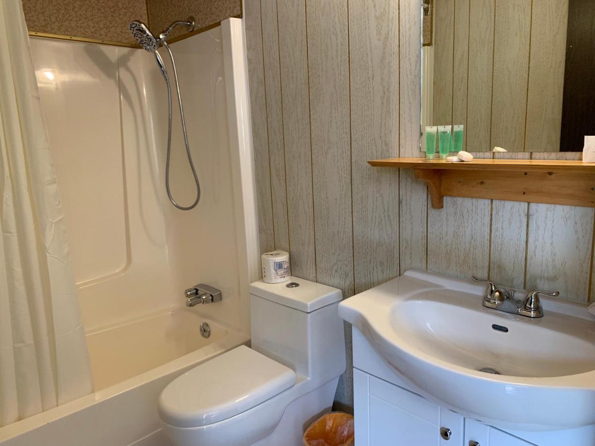 Green View Motel And Rv Park Greenwood Екстериор снимка
