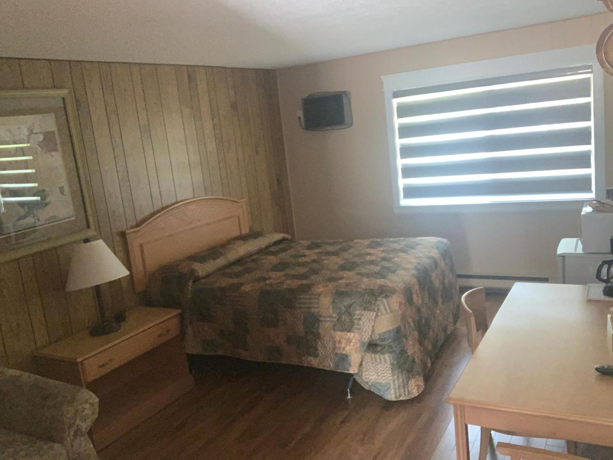 Green View Motel And Rv Park Greenwood Екстериор снимка