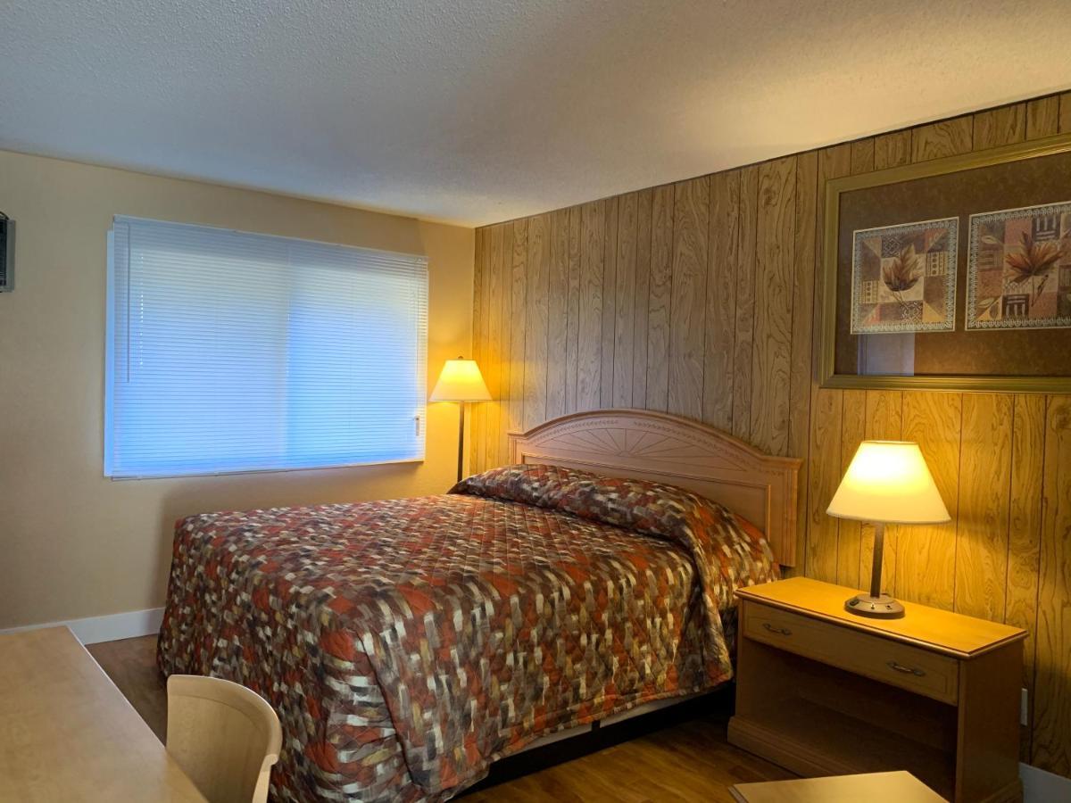 Green View Motel And Rv Park Greenwood Екстериор снимка