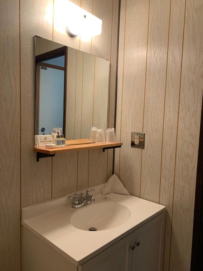Green View Motel And Rv Park Greenwood Екстериор снимка