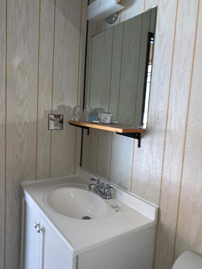 Green View Motel And Rv Park Greenwood Екстериор снимка
