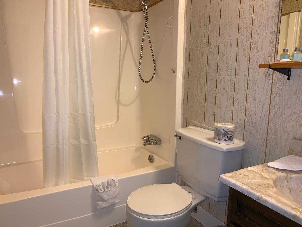 Green View Motel And Rv Park Greenwood Екстериор снимка