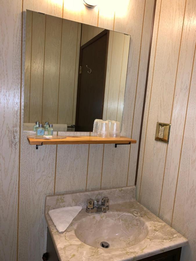 Green View Motel And Rv Park Greenwood Екстериор снимка